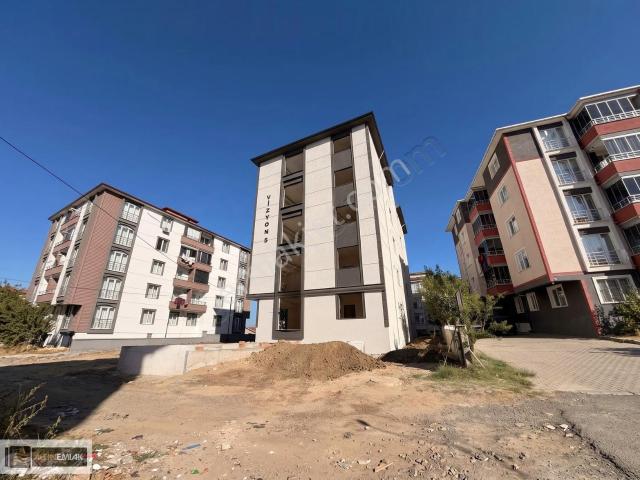 Altınova Mah. Deniz Ve Şehir Manzarlı 3+1 Daireler