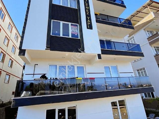 Altınova Merkez Hürriyet Mah. Satılık 2+1 Arakat Lüks Daire