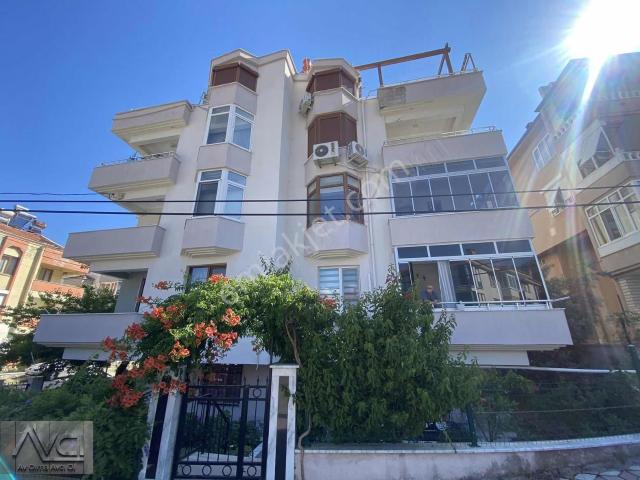 Altınolukta Deniz Manzaralı 2+1 Ayrı Mutfak Kiralık Daire