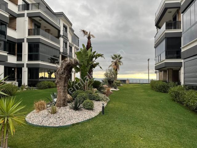Altınoluk'ta Deniz Manzaralı Ve Geniş Balkonlu 2+1 Daire