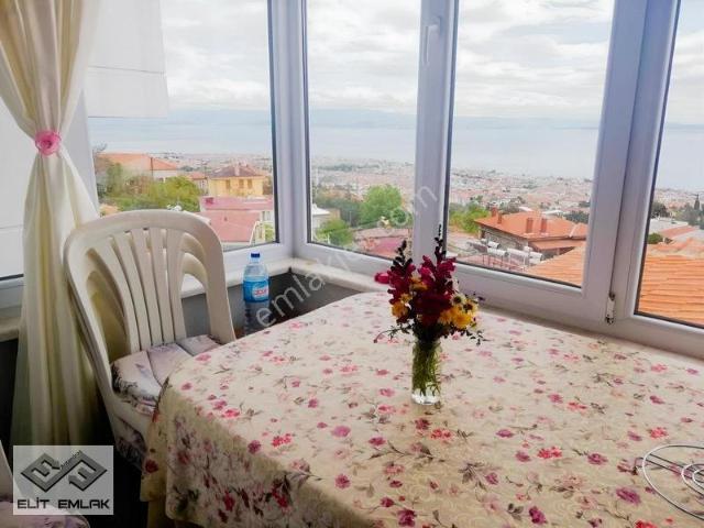 Altınoluk'ta Eşsiz Manzaralı Satılık Daire