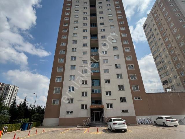 Altınoluk'ta Ferah Ve Prestijli 4+1 Satılık Daire