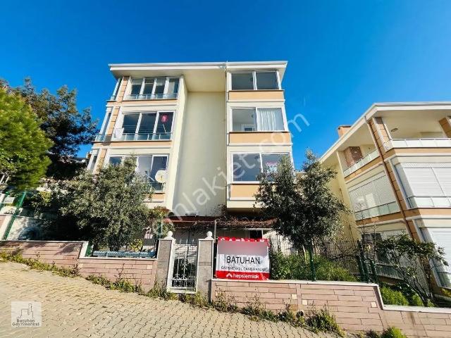 Altınoluk Bahçeli Deniz Manzaralı Yüksek Giriş 3+1 Bahçeli Dublex Daire