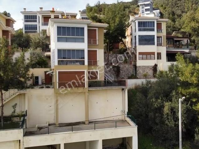 Altınoluk Köyünde | Kesintisiz Panoramik Deniz Manzaralı Villa