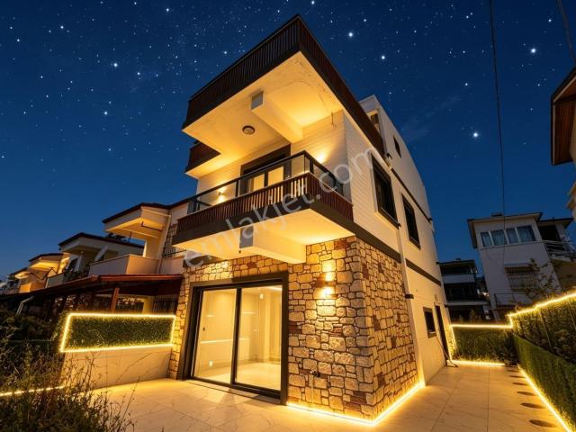 Altınoluk İlkbahar'dan Tahtakuşlar'da Deniz 50m Lüks Fırsat Villa
