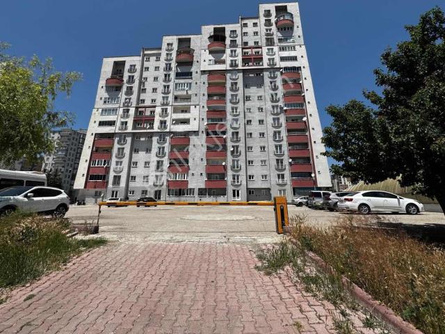 Altınoluk Osb Yolu Üzeri Satılık 4+1 Daire