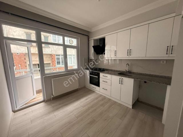 Altınordu/düz Mh 2+1 100 M2 Komple Yenilenmiş Kiralık Daire
