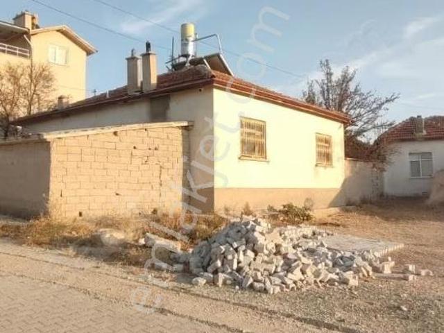 Altınekin Merkez Kale Mah. Satılık Müstakil Ev