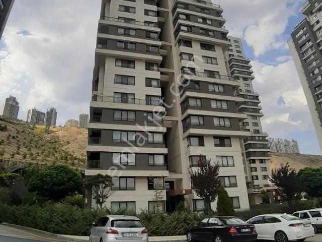 Altınkule'den Güneypark 2 De Kiralık 200 M2 4+1 Daire