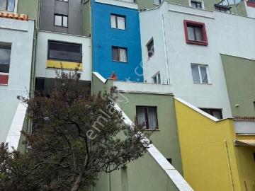 Altınkule'den Trt'nin Karşısı Terasevleri Sit.'de 4+1 Bahçe Katı