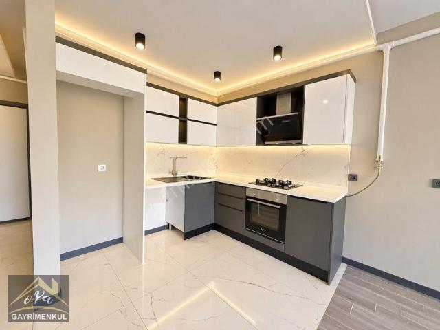 Altınkumda Oya Gayrimenkul'den 1+1 Geniş&yüzme Havuzlu Kiralık