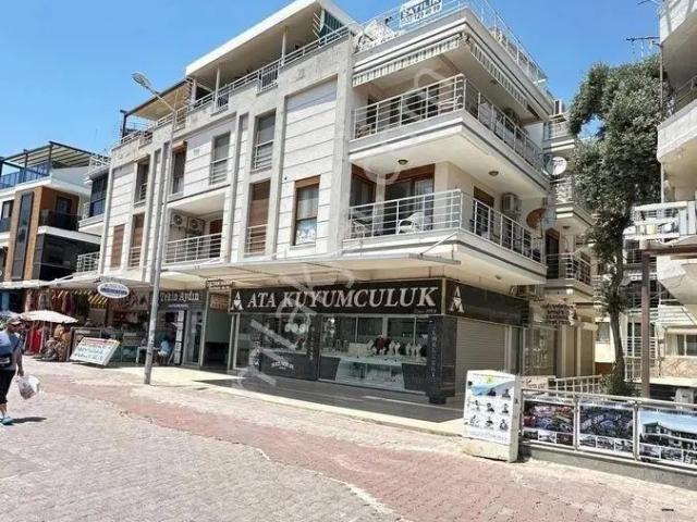 Altınkumda Denize Sıfır 110 Metre Full Deniz Manzaralı Geniş Teraslı Eşyalı 1+1 Dubleks Daire