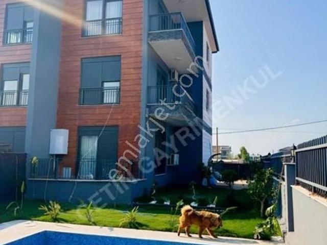 Altınkale De 4+1 Tripleks Villa