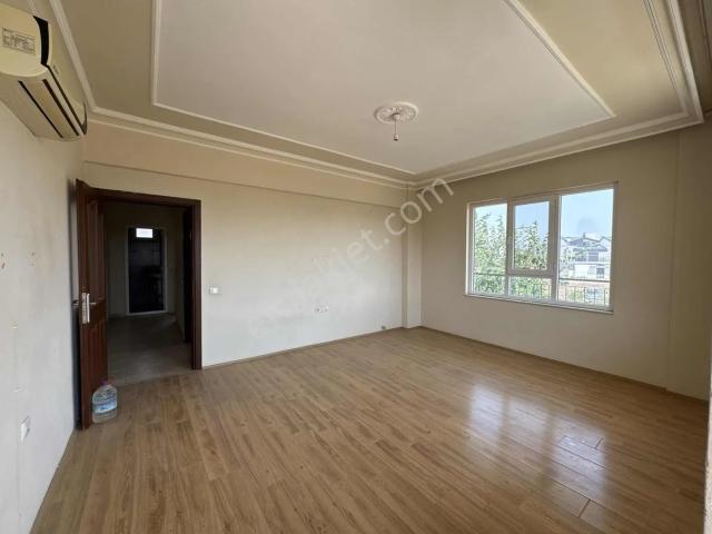 Altınkalede Ana Yola Yakın Önü Açık 3+1 Kiralık