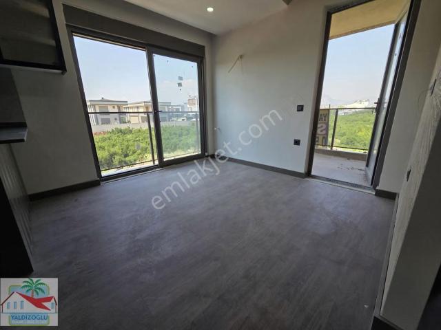 Altınkale'de Kiralık Havuzlu 1+1 Arakat Daire
