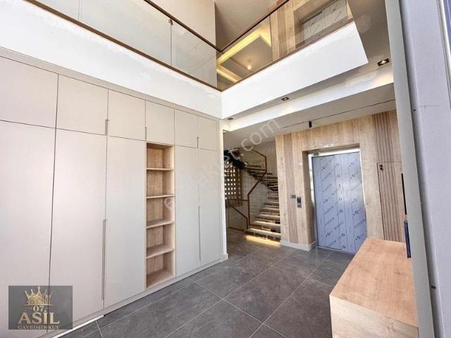 Altınkale'de Muhteşem Donanımlı Sauna Havuz Akıllı Ev Sistemi