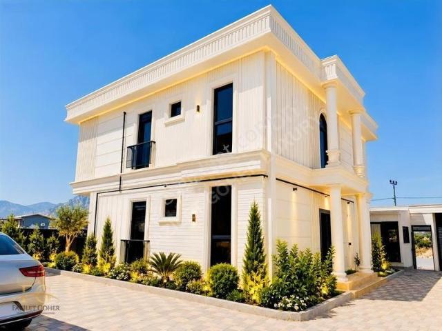 Altınkalede Site İçersinde 4+1 Premium Villa