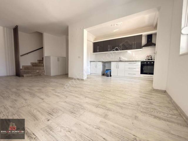 Altıntaş Mahallesi Satılık 4+1 Villa