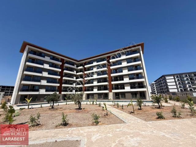 Altıntaş Merkezi Konumda Kapalı Otoparklı Satılık 1+1 Daire