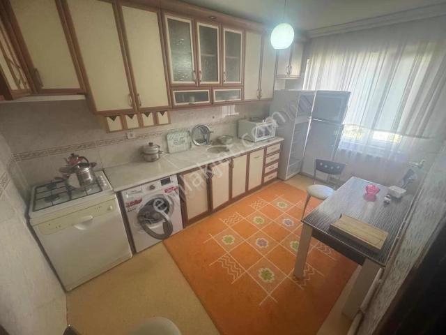 Altıntaş Okulu Karşısı Eski Müessese Mevkii 2+1 Eşyalı Klimalı