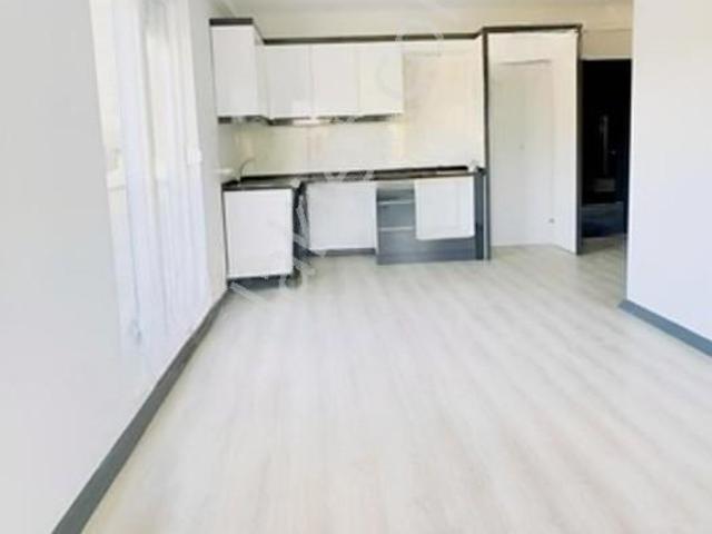 Altıntaş Kardeşkentler Caddesinde Ana Cadde Üzeri 1+1 Kiralık