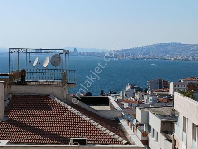 Altıntaşta Cadde Üzeri Deniz Derya 3oda Salon Metro Dibi Bakımlı Necladan Kiralıktır