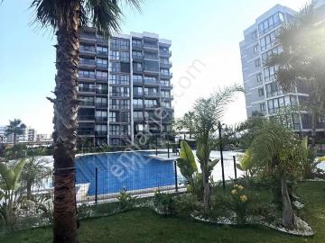Altıntaş'ta Havuz Cepheli Güvenlikli 2+1 Ferah Daire