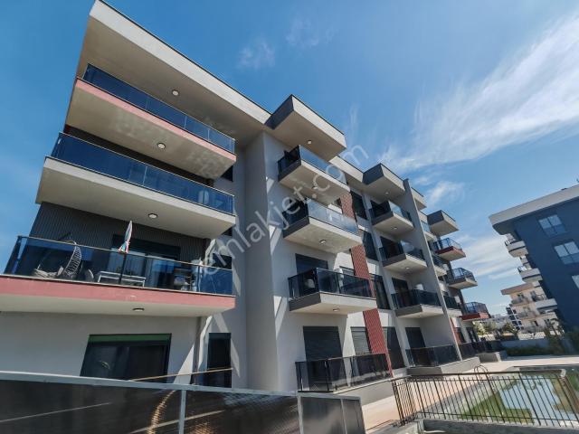 Altıntaş'ta Sıfır Kapalı Otoparklı Güney Cephe 2+1 Daire