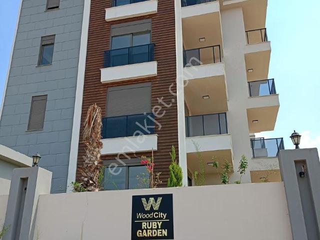 Altıntaş 30 Luk Yol Üzerinde Havuzlu Site İçinde 2+1 Kiralık