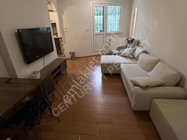 Altıntepe Kılavuzçayırı 2+1 Bahçeli Kiralık Daıre