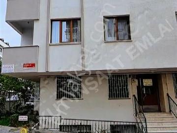 Altıntepede Cadde Üzeri Kombili Ön Köşe Daire