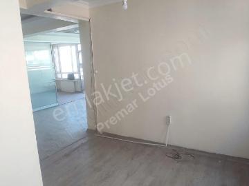 Altıparmak Caddesinde Satılık Bakımlı Daire