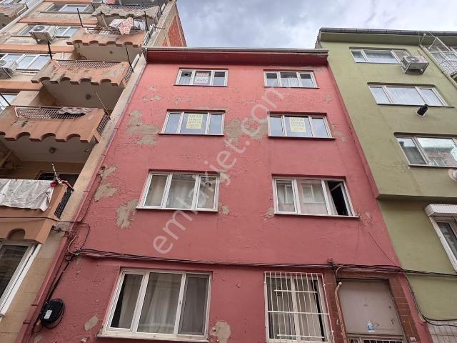 Altıparmak Hocahasan Mahallesi’nde 2+1 Fırsat Daire!