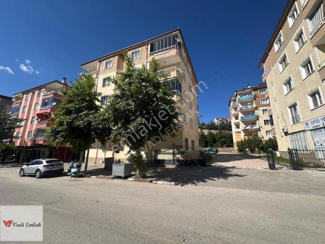 Altıyüzevler Mahallesi 2.5+1 Kiralık Daire | Vadi Emlak