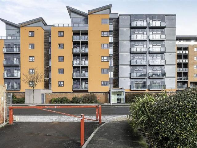 Altamar, Kings Road, Swansea SA1, 2 bed flat to rent, £1,200 pcm | PrimeLocation