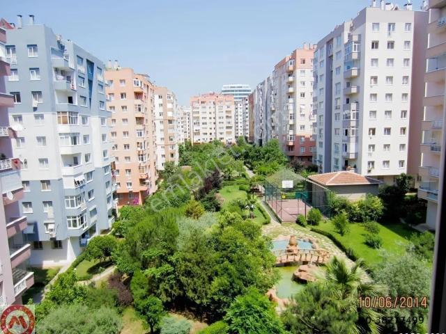 Altayçeşme Kayalarkent Sitesinde Metro 2dk Masrafsız Kombili 3+1