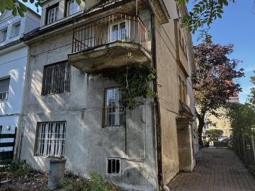 Altbauvilla in Hietzing – direkt beim Hietzinger Bad