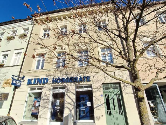 Altbauwohnung mit Blick zum Markt