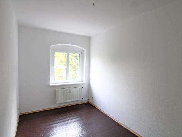 Altbauwohnung mit Duschbad im hellen 2.OG Sophienstraße!