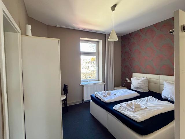 Altbauwohnung am See mit 2 Schlafzimmern und 2 Bädern