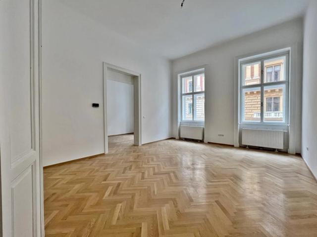 Altbauwohnung beim Parlament ERSTBEZUG