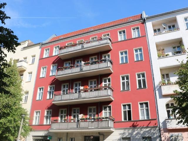 Altbauwohnung im schönen und ruhigen Teil von Friedrichshain!