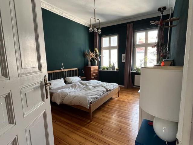 Altbauwohnung in Rixdorf 4. OG Balkon, 2 Zimmerwohnung