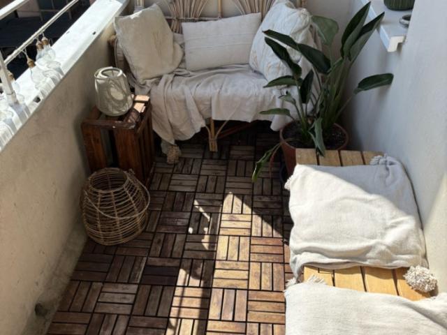 Altbauwohnung zur Zwischenmiete mit Balkon 18.11 12.12