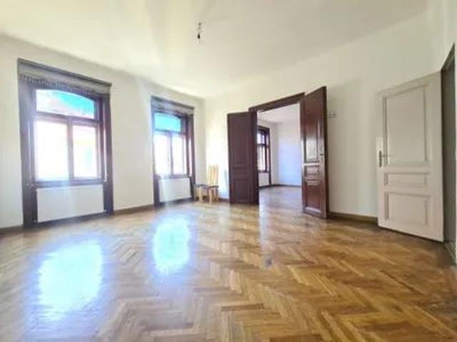 Altbau | 2 Zimmer | U6 Gumpendorferstraße