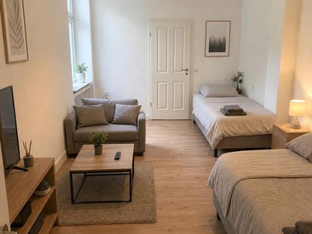 Altbau | 2 Bäder | Einbauküche | möbliert | 4 Schlafplätze