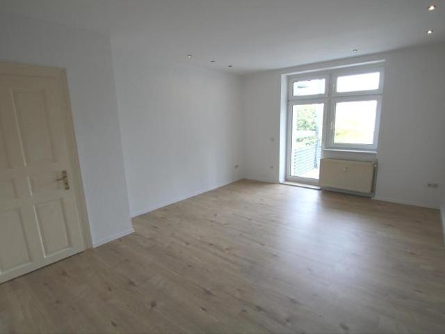 Altbau Charme für Individualisten! 3 Raum Whg. mit Balkon in gefragter und ruhiger Innenstadt Lage!