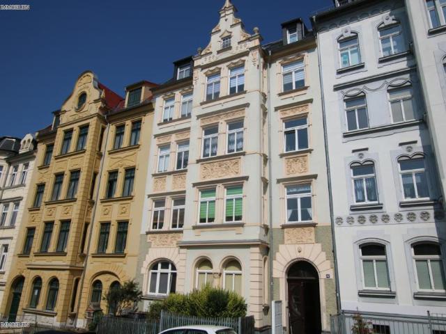 Altbau Charme für Individualisten! 3 Raum Whg. mit Balkon in gefragter und ruhiger Innenstadt Lage!