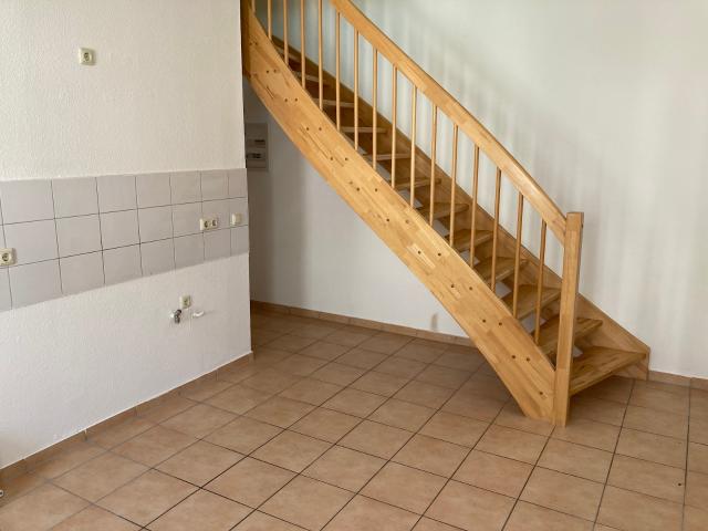 Altbau Charme: Großzügige Maisonette Wohnung mit Wintergarten und Dachterrasse