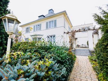 Altbau Charme trifft modernen Komfort — 5 Zimmer, 140 m², Garten & Licht | Bad Homburg‑Kirdorf